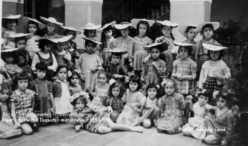 Alger : école de filles de la rue Dupuch